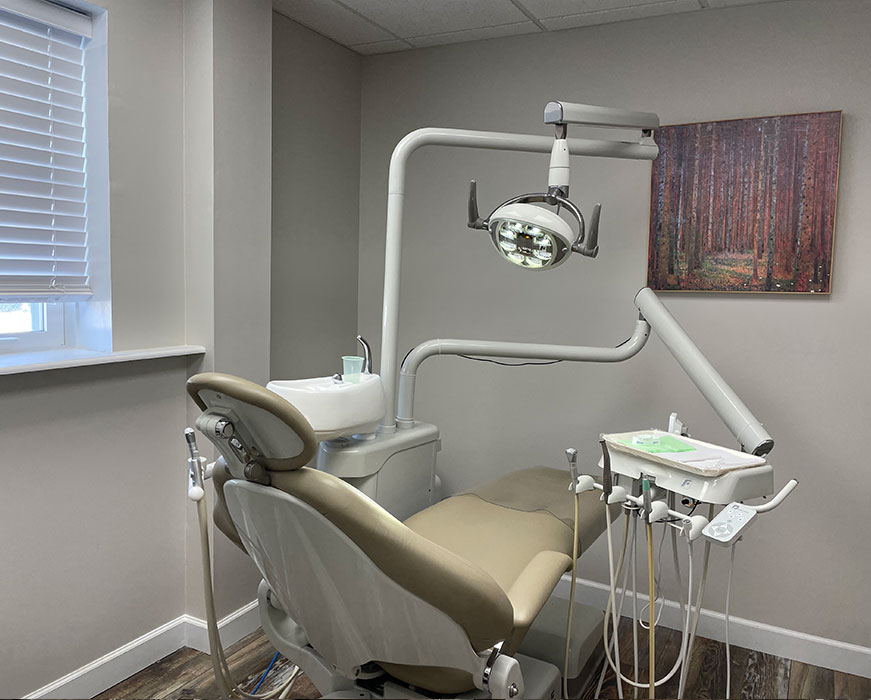 Anna J. Huh, DMD | Dentures, CEREC and Veneers
